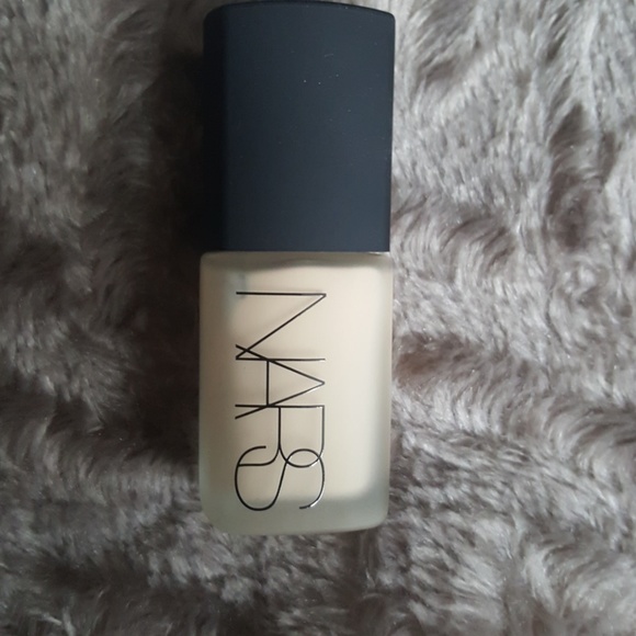Nars sheer matte foundation bnib - Picture 3 of 3